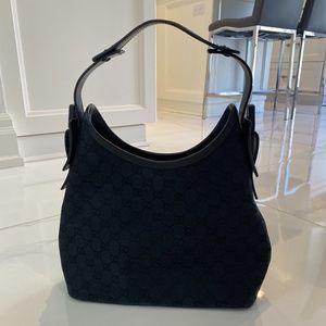 Gucci Black Purse MINT Condition